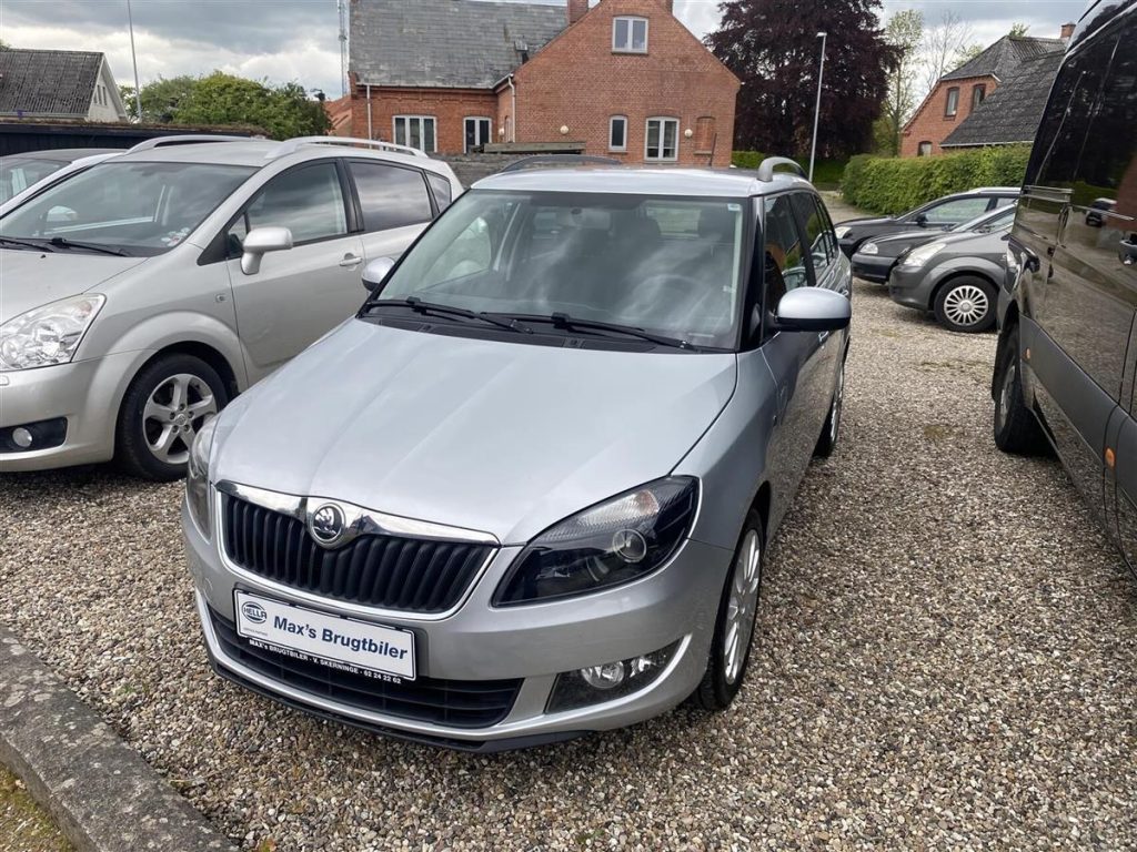 Skoda-Fabia-2015