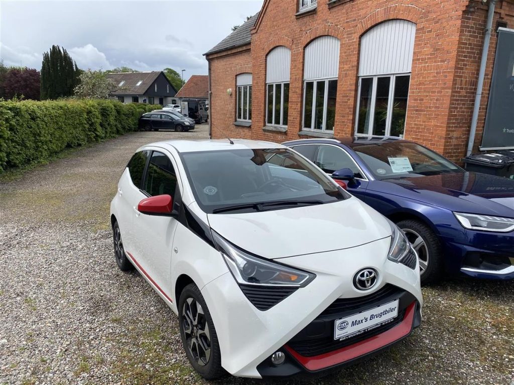 Toyota-Aygo-2020