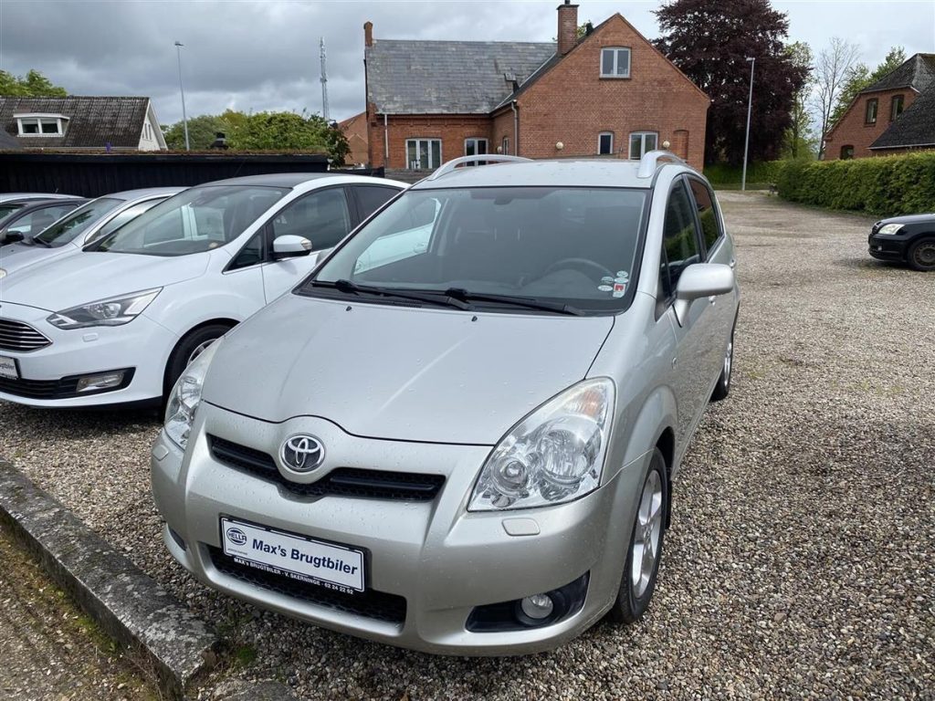Toyota-Corolla Verso-2007