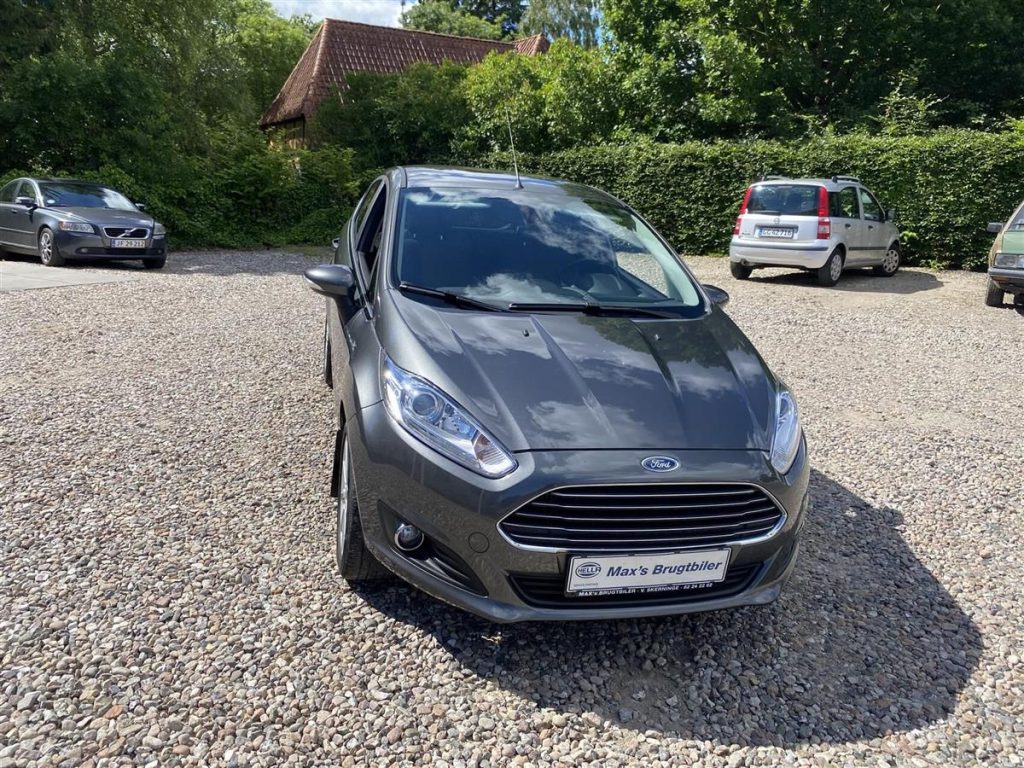 Ford-Fiesta-2016
