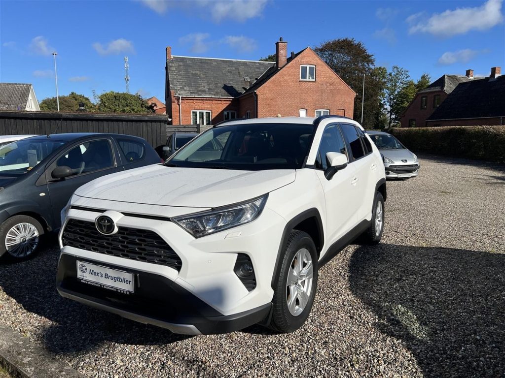 Toyota-RAV4-2019