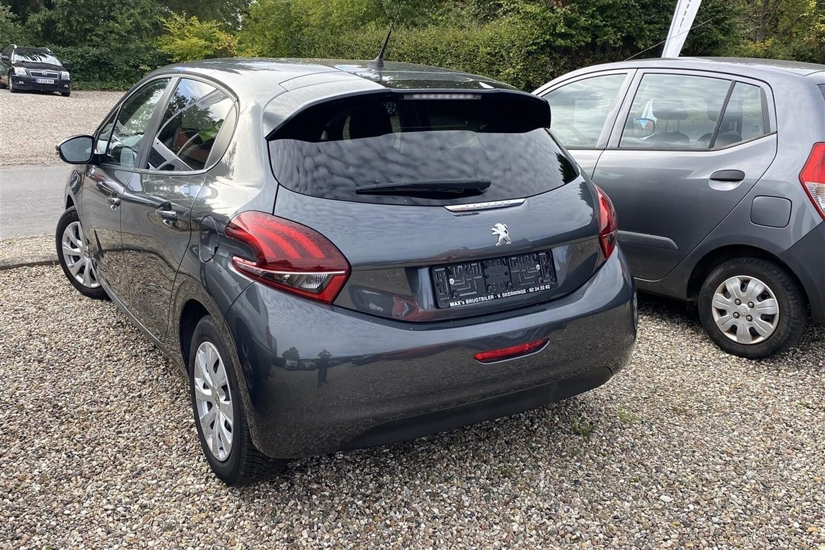 Peugeot-208-2017-3
