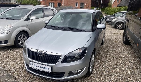 Skoda-Fabia-2015