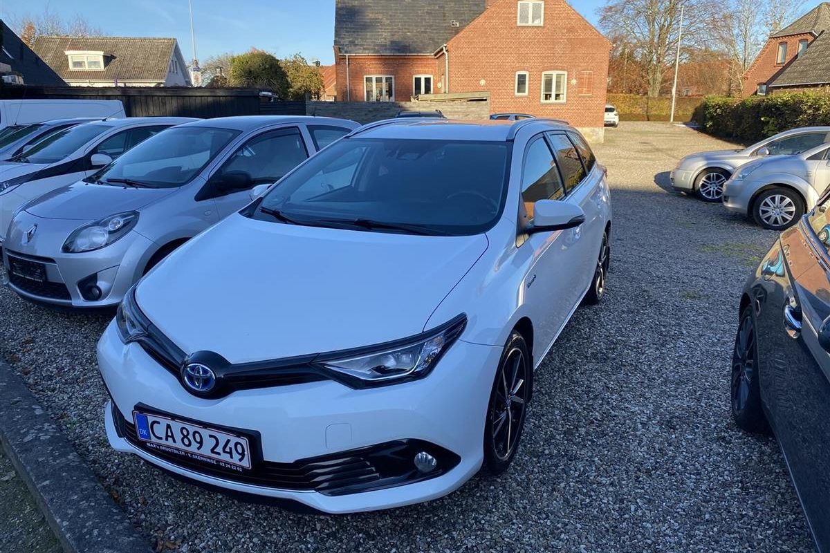 Toyota-Auris-2018