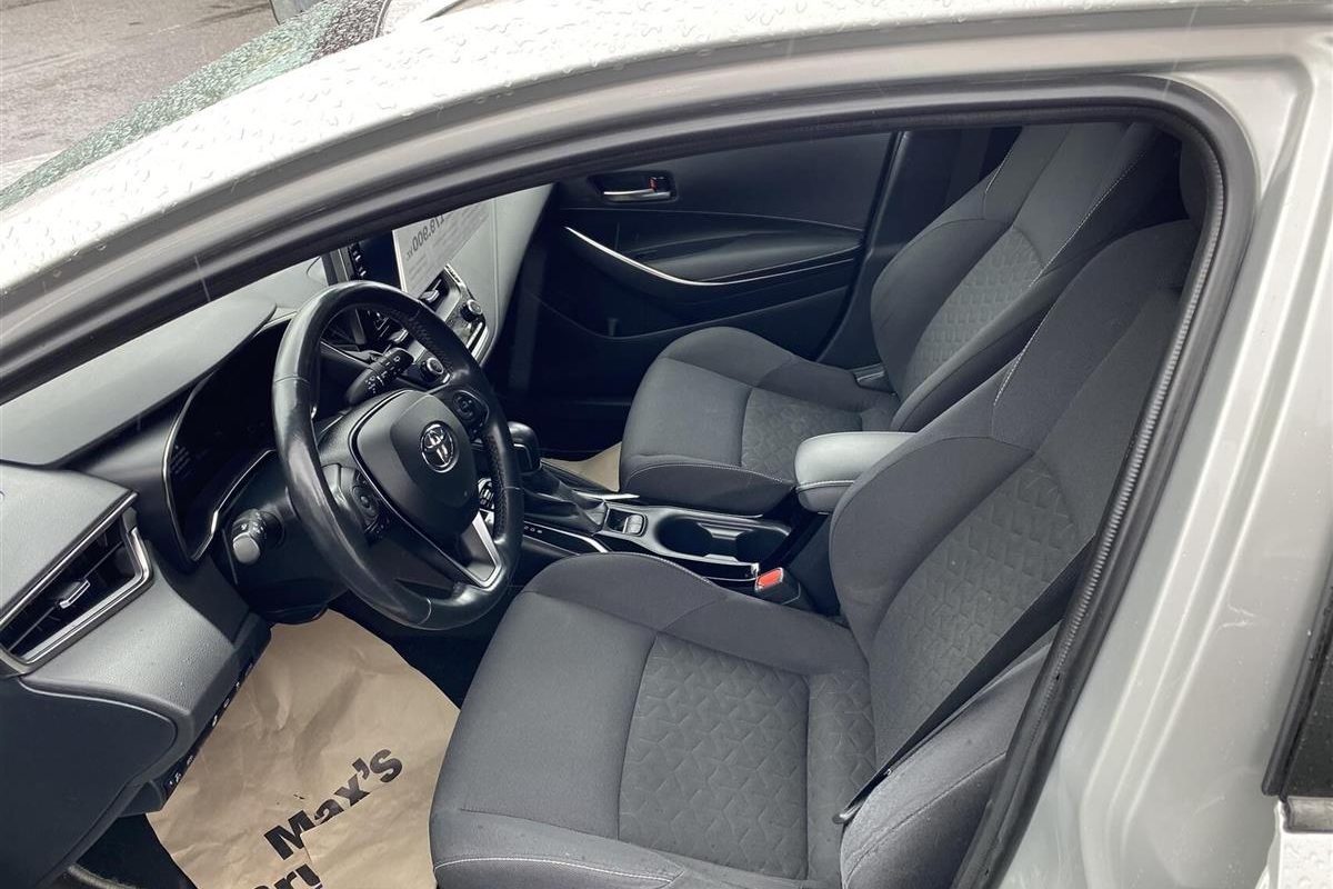 Toyota-Corolla-2020-9