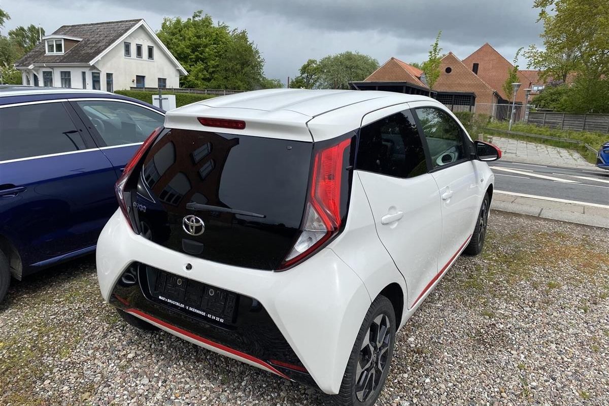 Toyota-Aygo-2020-3