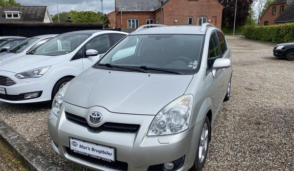 Toyota-Corolla Verso-2007