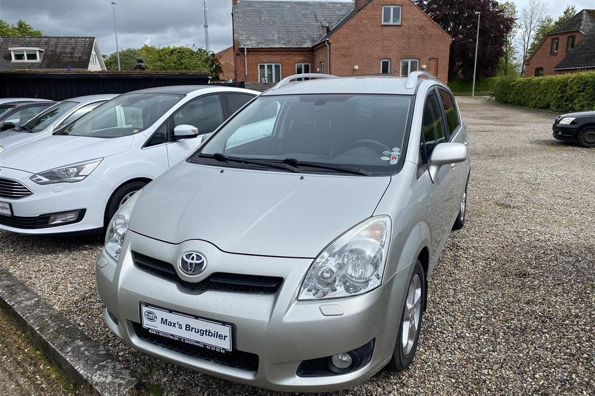 Toyota-Corolla Verso-2007