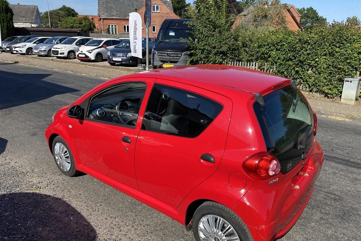 Toyota-Aygo-2007-2