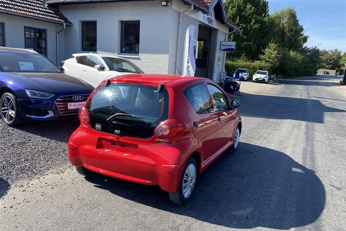 Toyota-Aygo-2007-4