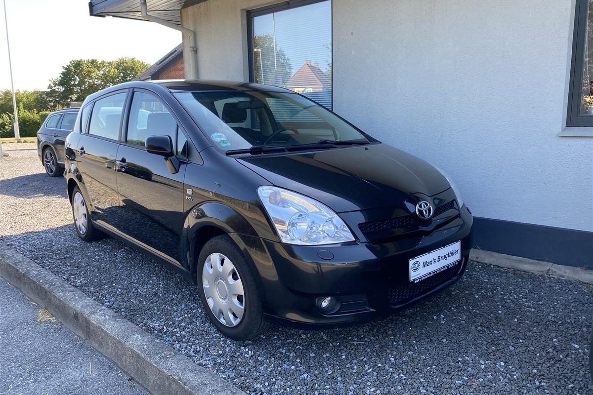 Toyota-Corolla Verso-2006-7