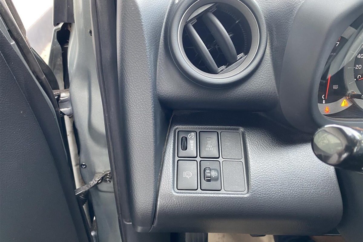 Toyota-RAV4-2007-1