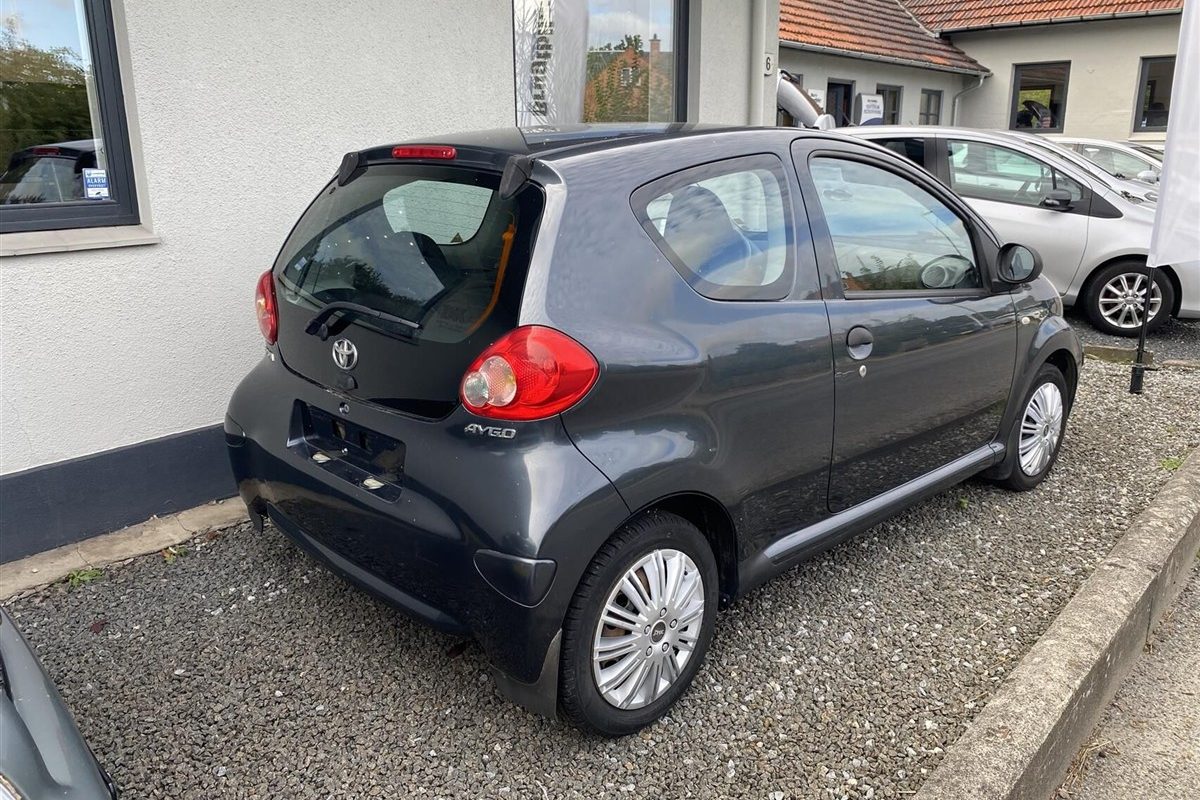 Toyota-Aygo-2008-2