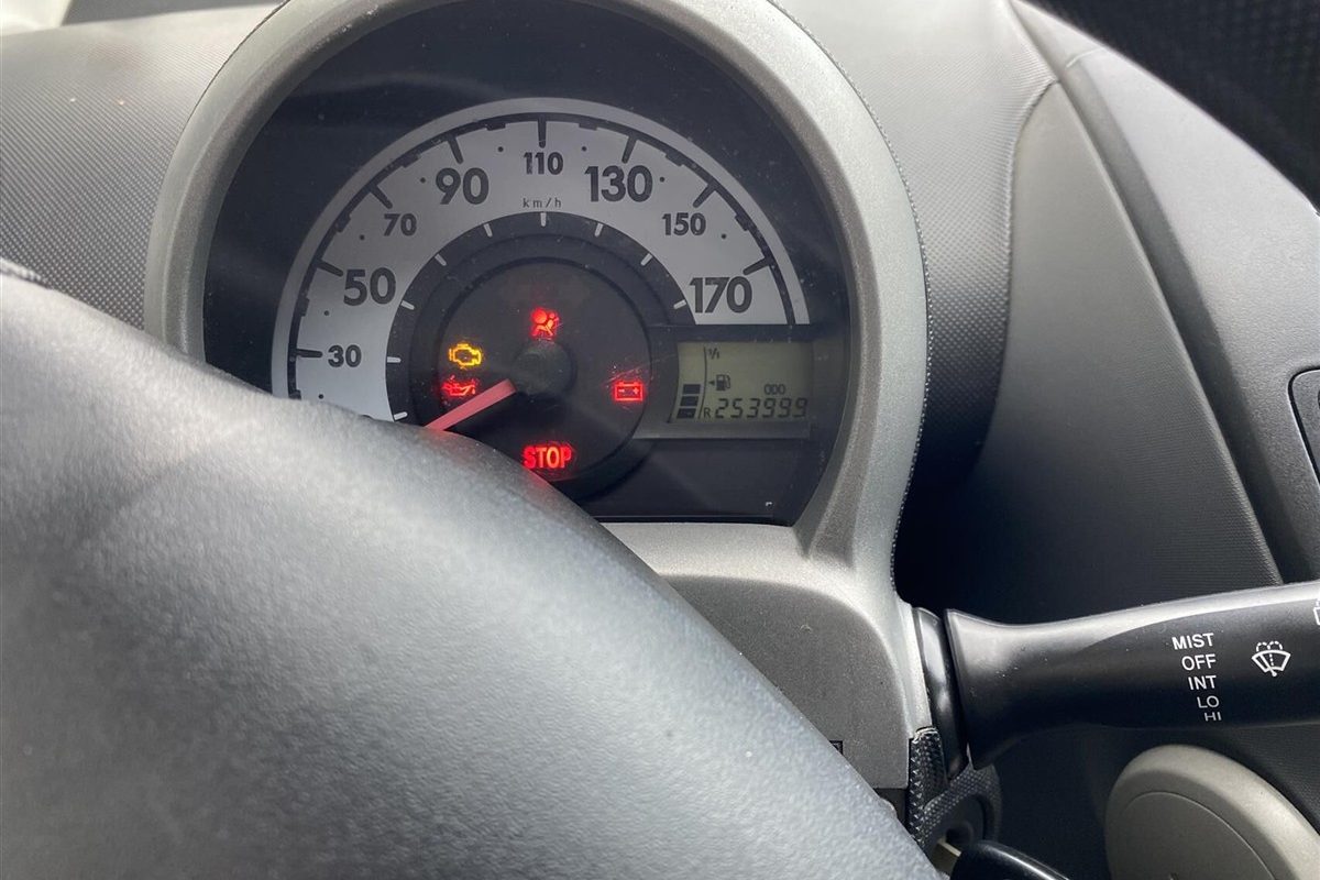 Toyota-Aygo-2008-5