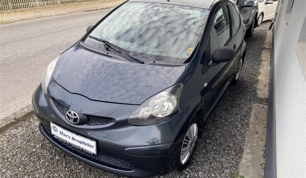 Toyota-Aygo-2008