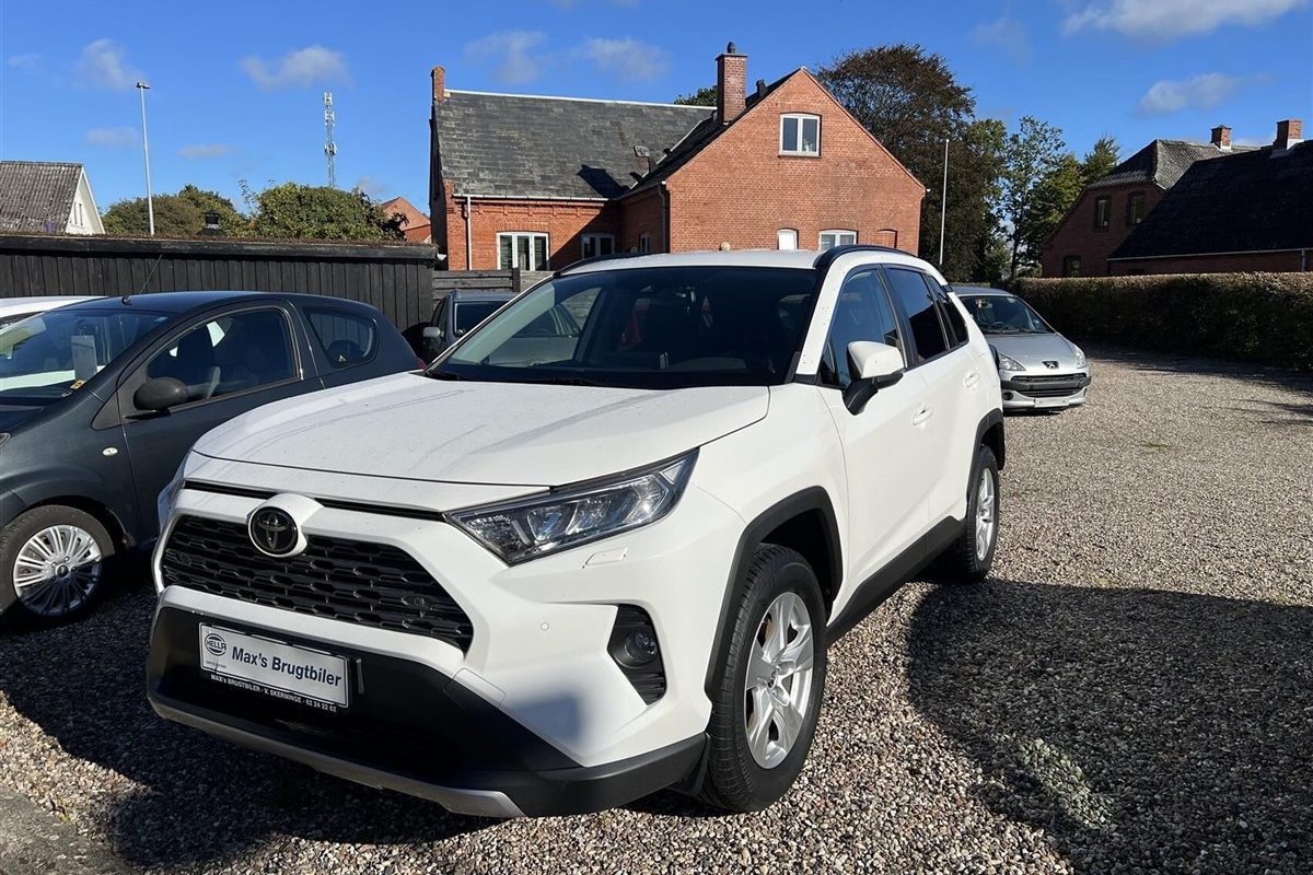 Toyota-RAV4-2019