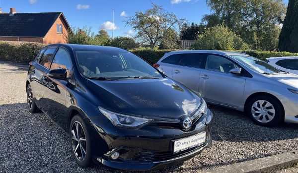 Toyota-Auris-2018